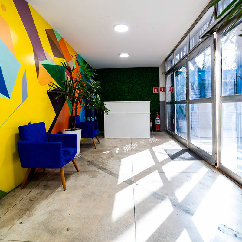 escola-particular-na-zona-norte-de-sao-paulo-colegio-nova-epoca-objetivo-recepcao-hall-de-entrada-01-1