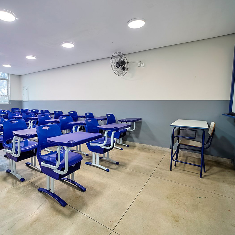 escola-particular-na-zona-norte-de-sao-paulo-colegio-nova-epoca-objetivo-sala-de-aula-03-1